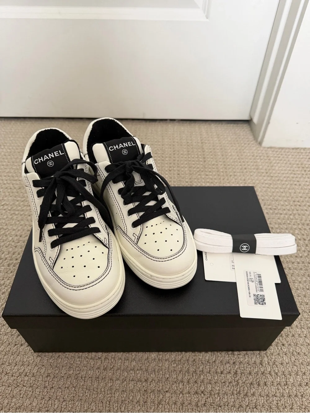 Chanel Women’s White/Black Leather Low-Top Sneakers